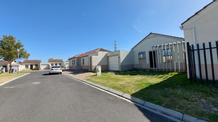 2 Bedroom Property for Sale in Victoria Park Western Cape